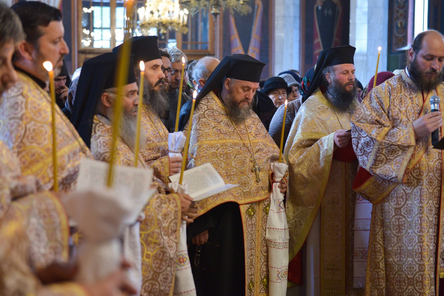 Slujbă de pomenire pentru Părintele Cleopa Ilie, la 20 de ani de la trecerea sa la Domnul Slujbă de pomenire pentru Părintele Cleopa Ilie, la 20 de ani de la trecerea sa la Domnul