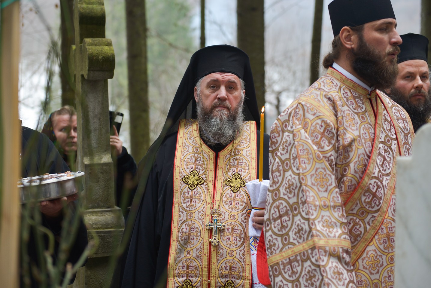 Slujbă de pomenire pentru Părintele Cleopa Ilie, la 20 de ani de la trecerea sa la Domnul Slujbă de pomenire pentru Părintele Cleopa Ilie, la 20 de ani de la trecerea sa la Domnul