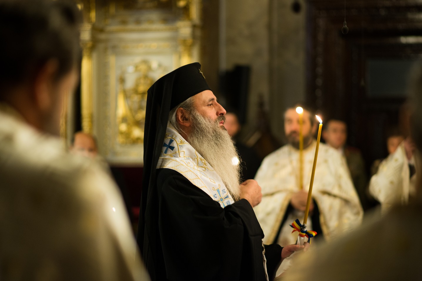 Slujba Parastasului pentru făuritorii Unirii Bucovinei cu Regatul României: „Să se arate duhul unității și în revenirea acasă a teritoriilor încă înstrăinate”