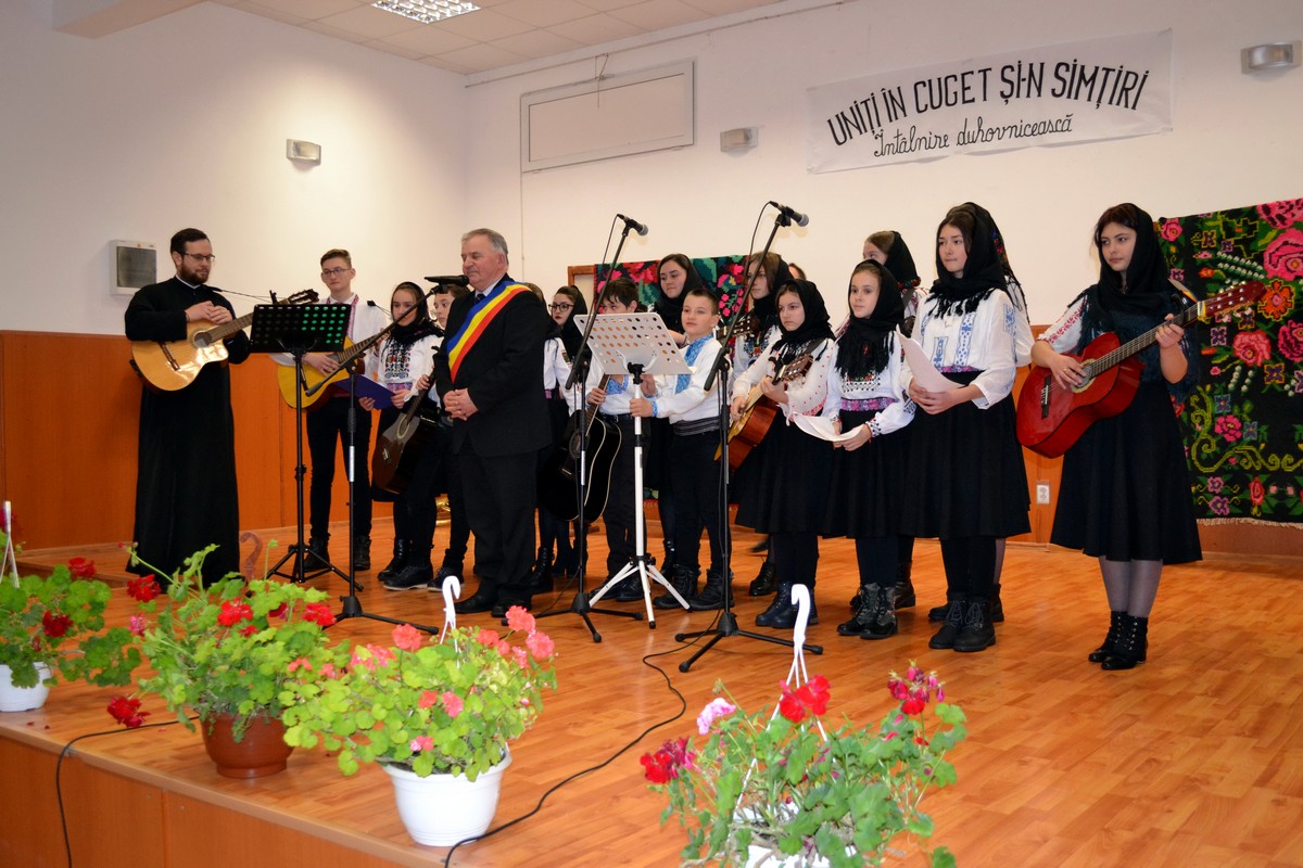 „Uniţi în cuget şi-n simţiri”, la Vorona