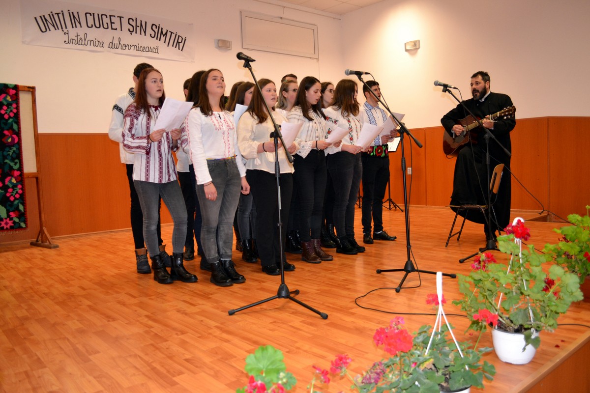 „Uniţi în cuget şi-n simţiri”, la Vorona