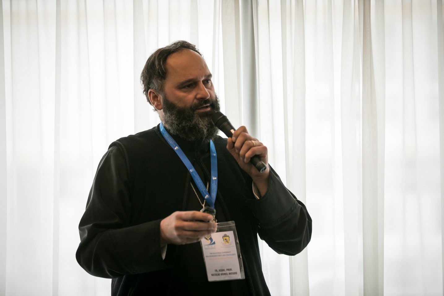 Comunicări ştiinţifice, vernisaj de icoane şi lansări de carte, în cadrul Conferinţei IOTA organizate la Iaşi