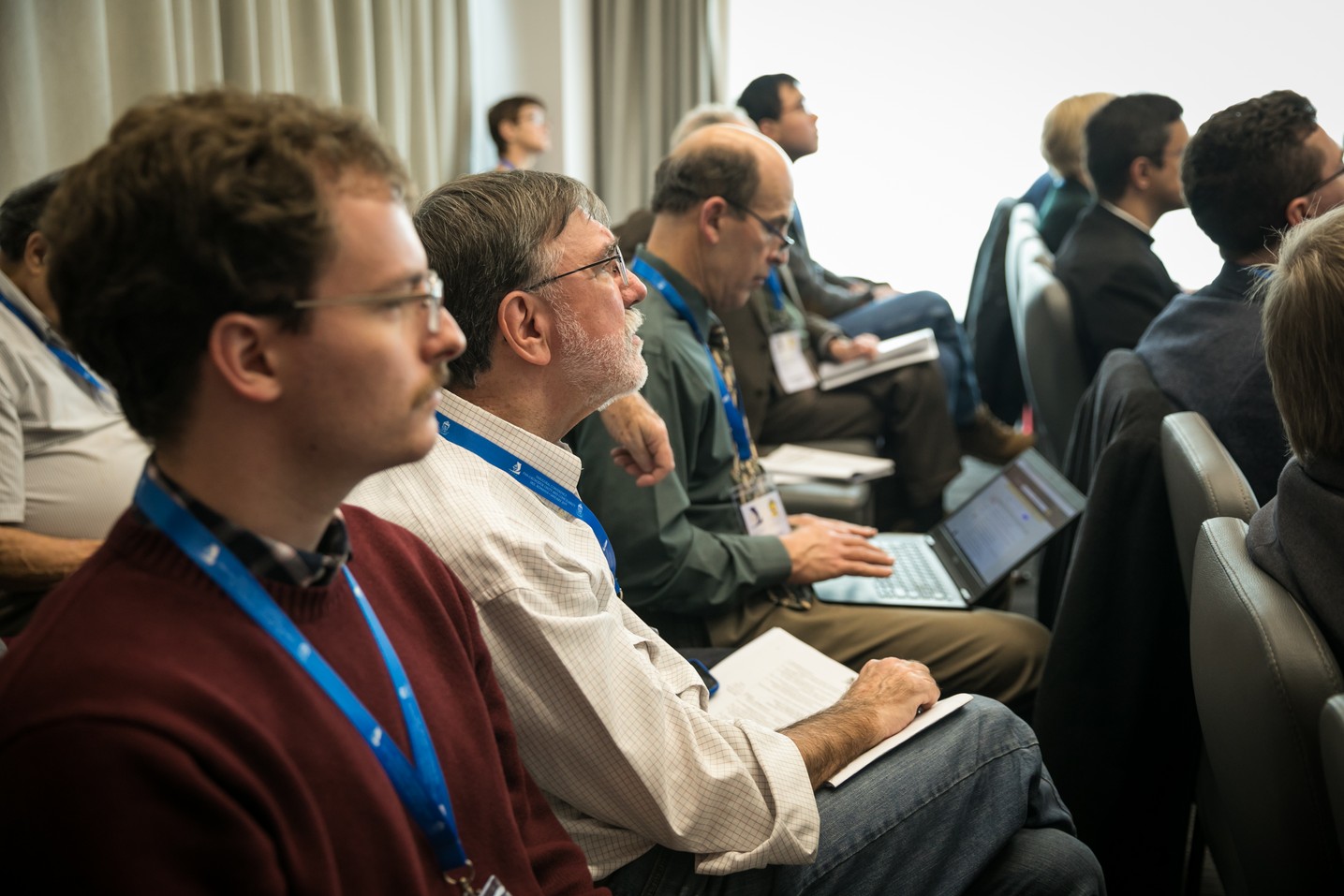 Comunicări ştiinţifice, vernisaj de icoane şi lansări de carte, în cadrul Conferinţei IOTA organizate la Iaşi