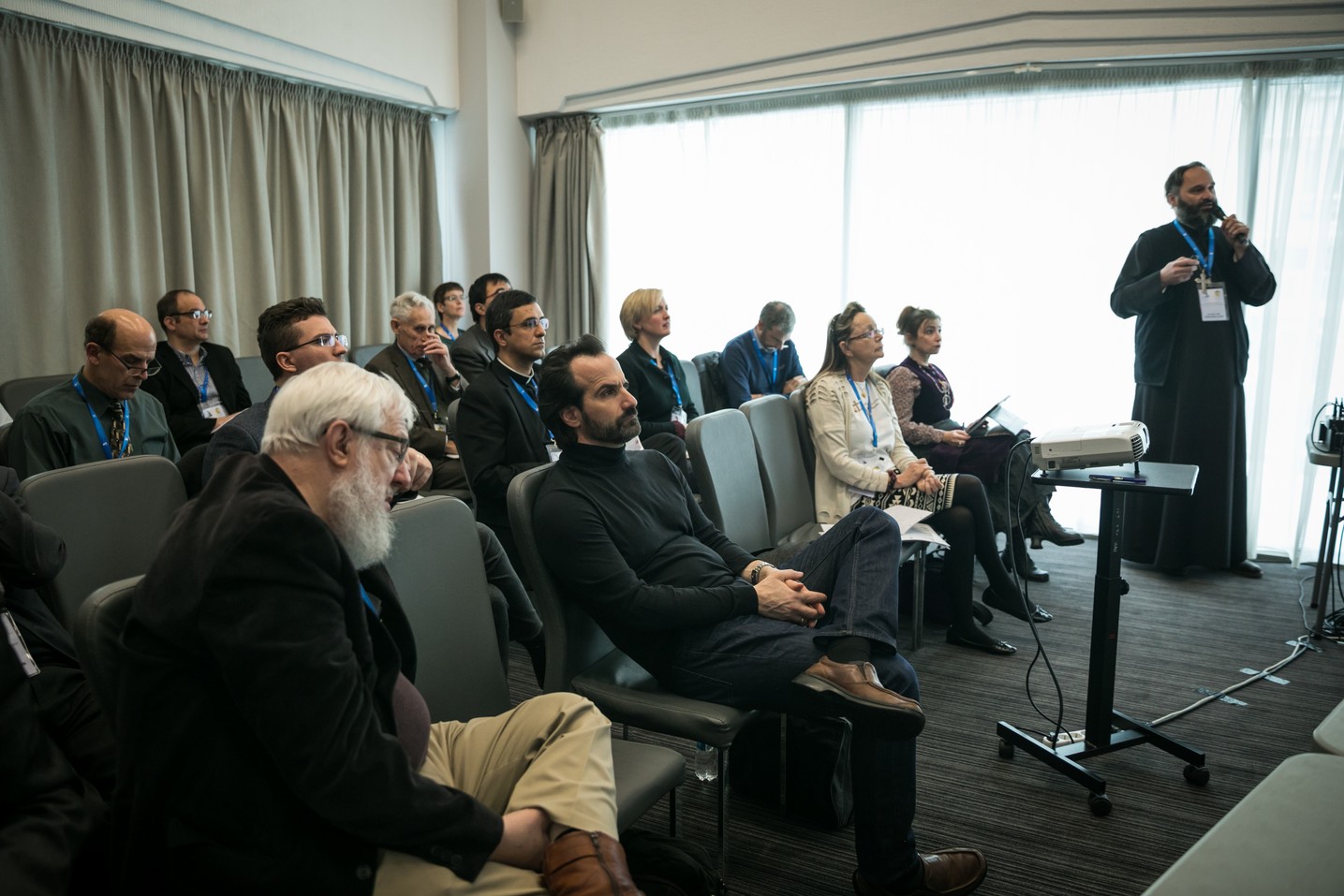 Comunicări ştiinţifice, vernisaj de icoane şi lansări de carte, în cadrul Conferinţei IOTA organizate la Iaşi