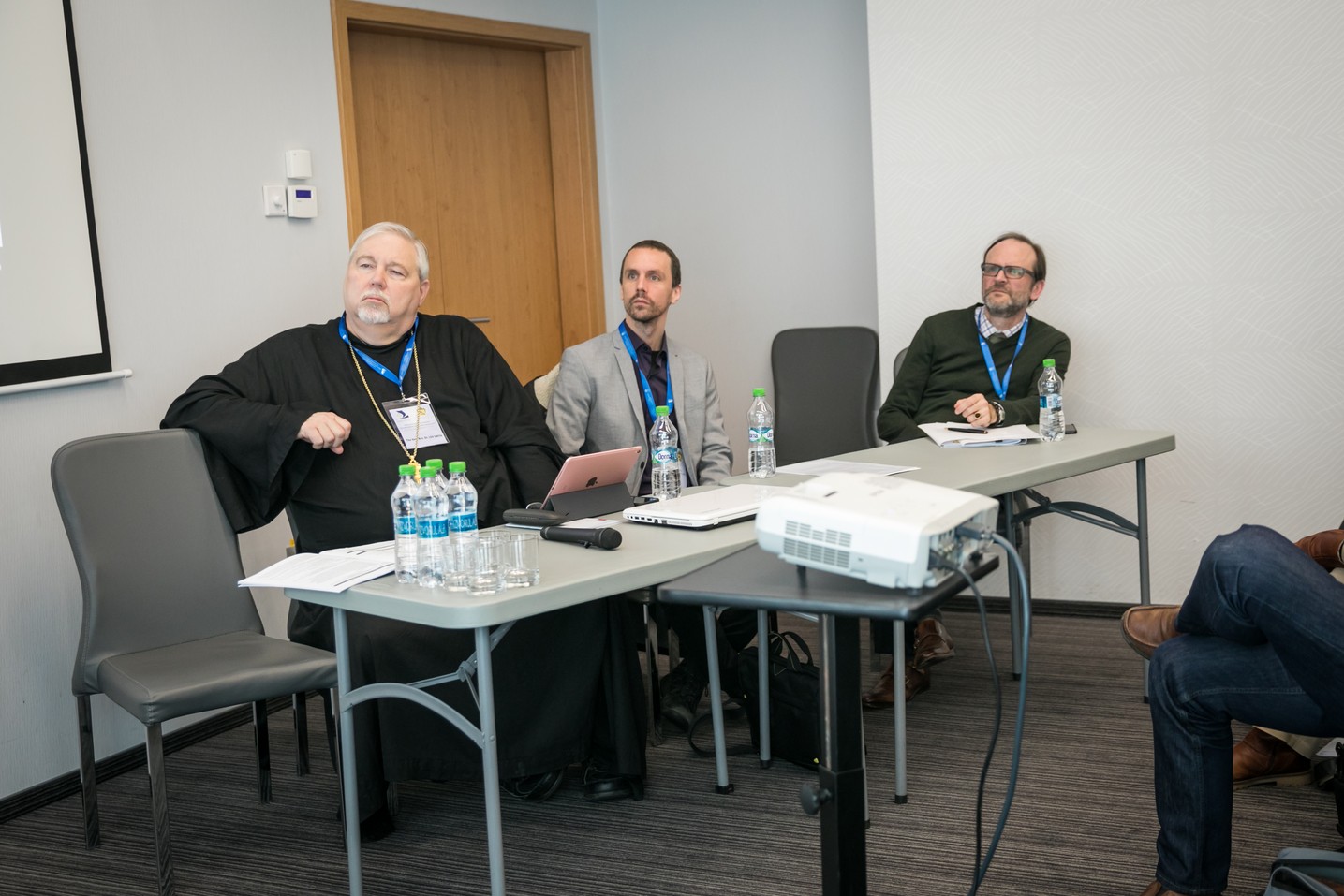 Comunicări ştiinţifice, vernisaj de icoane şi lansări de carte, în cadrul Conferinţei IOTA organizate la Iaşi