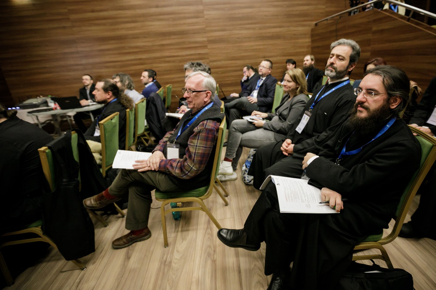 Comunicări ştiinţifice, vernisaj de icoane şi lansări de carte, în cadrul Conferinţei IOTA organizate la Iaşi