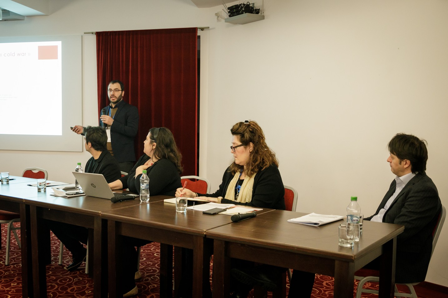 Comunicări ştiinţifice, vernisaj de icoane şi lansări de carte, în cadrul Conferinţei IOTA organizate la Iaşi