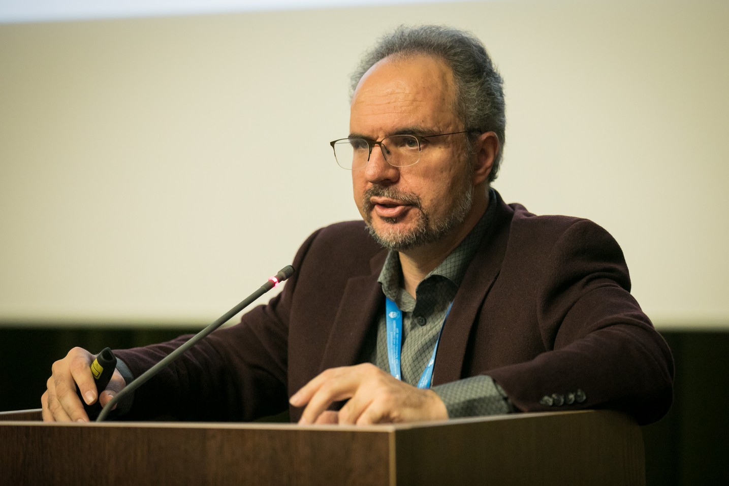 Comunicări ştiinţifice, vernisaj de icoane şi lansări de carte, în cadrul Conferinţei IOTA organizate la Iaşi