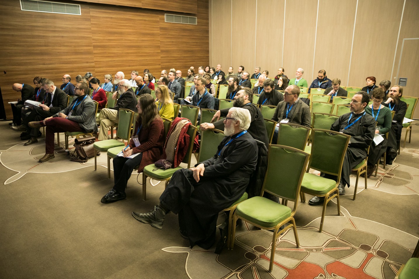 Comunicări ştiinţifice, vernisaj de icoane şi lansări de carte, în cadrul Conferinţei IOTA organizate la Iaşi