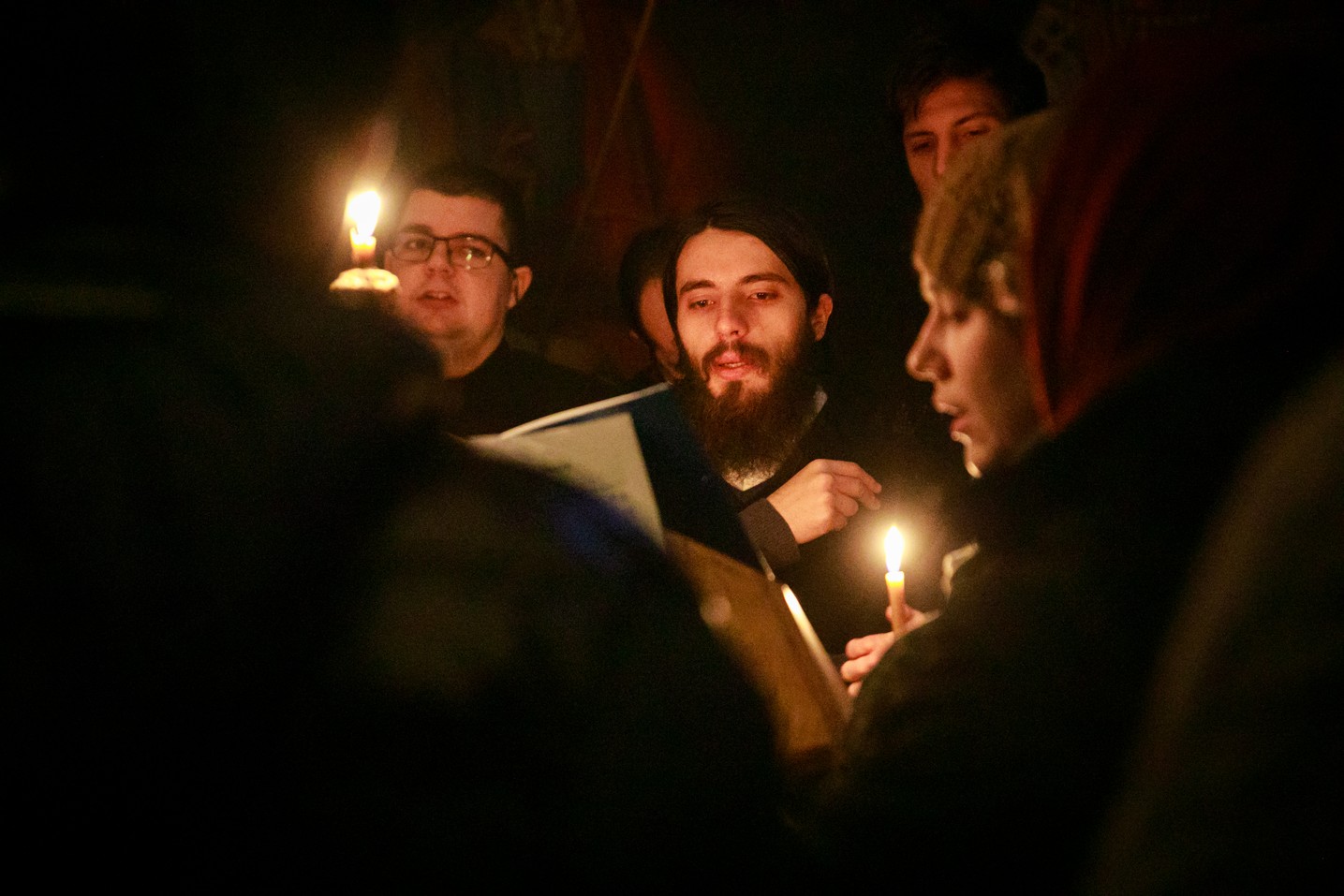 Comunicări ştiinţifice, vernisaj de icoane şi lansări de carte, în cadrul Conferinţei IOTA organizate la Iaşi