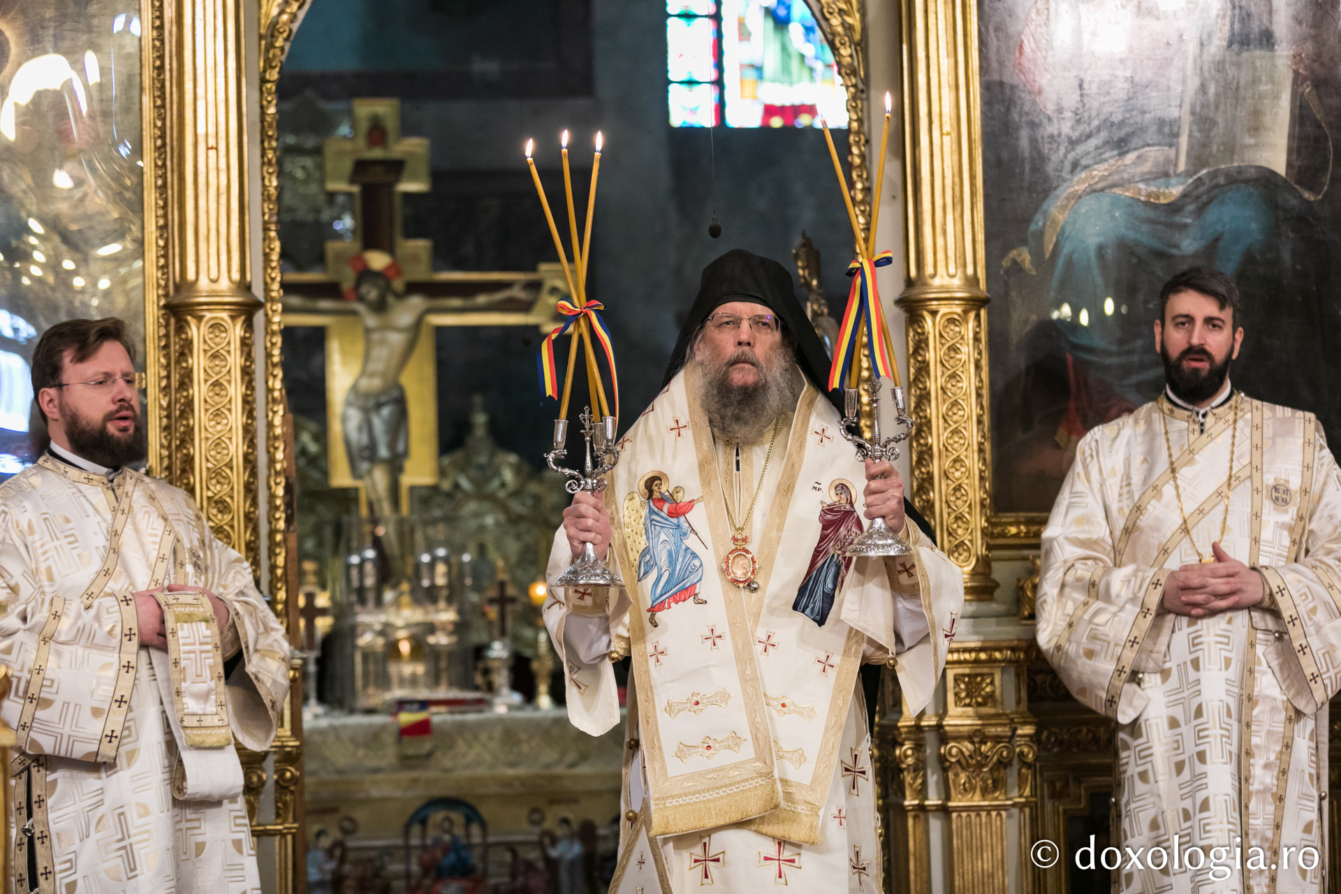 Conferința internațională IOTA de la Iași, la final: Liturghie arhierească la Catedrala Mitropolitană