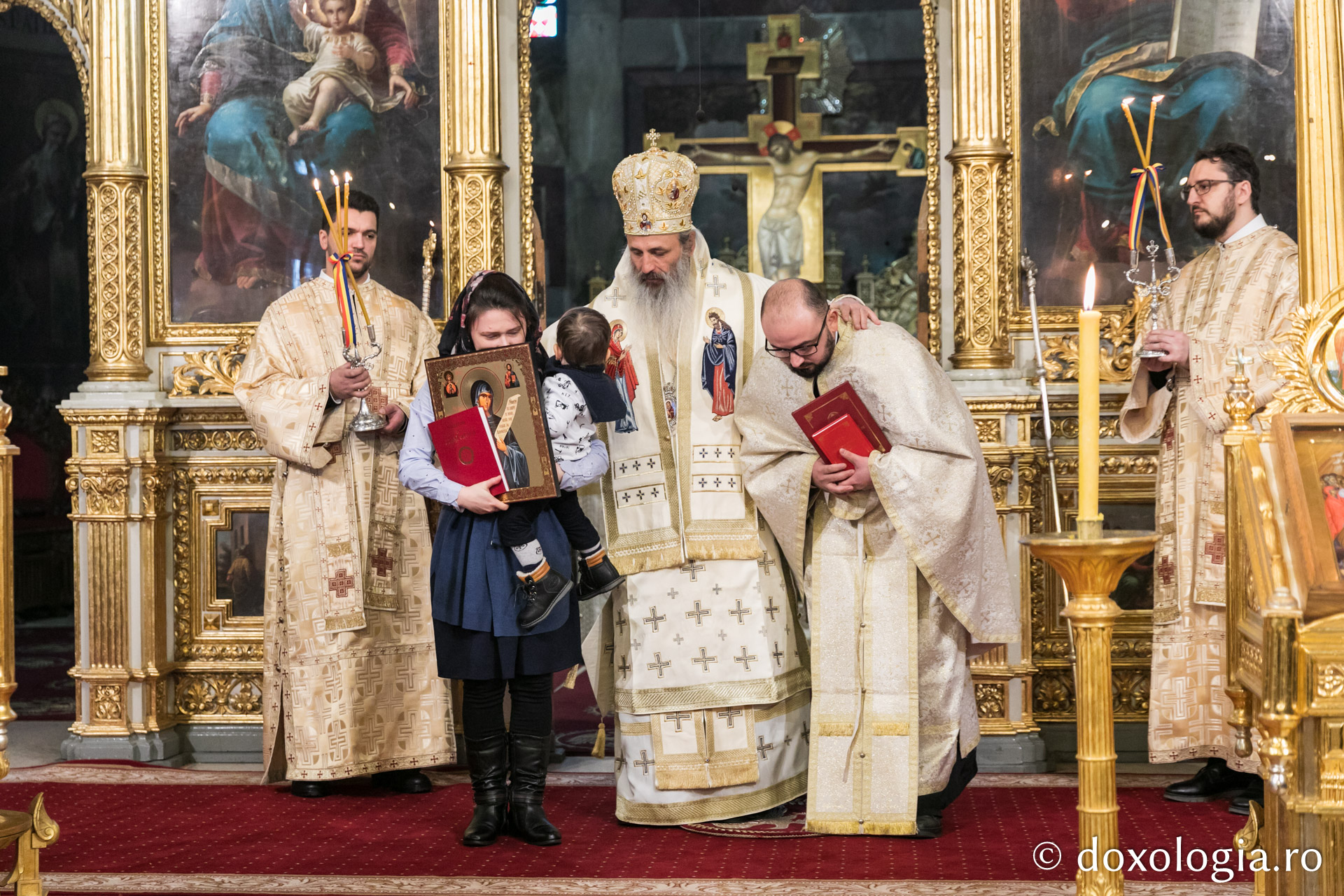 Conferința internațională IOTA de la Iași, la final: Liturghie arhierească la Catedrala Mitropolitană