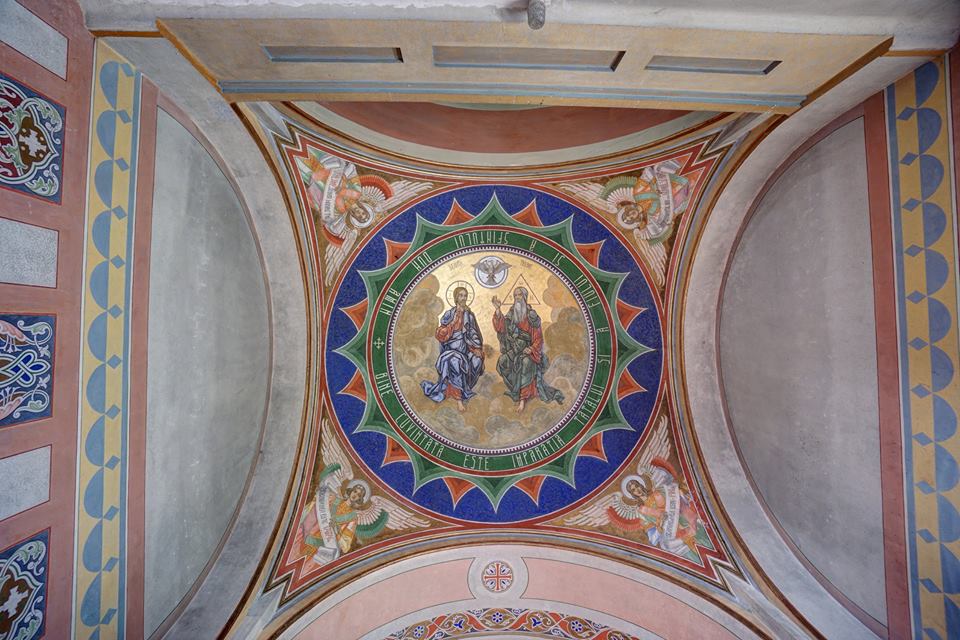 Biserica „Sfântul Dumitru” – tezaurul de la poalele Munților Bodoc Biserica „Sfântul Dumitru” – tezaurul de la poalele Munților Bodoc