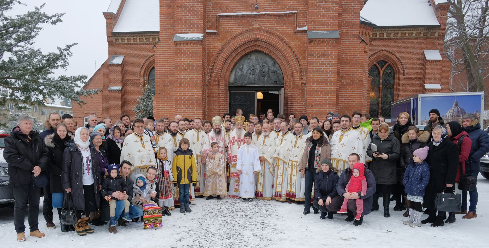 Ceas de bilanț și Sfințire de biserică în Episcopia Ortodoxă Română a Europei de Nord Ceas de bilanț și Sfințire de biserică în Episcopia Ortodoxă Română a Europei de Nord