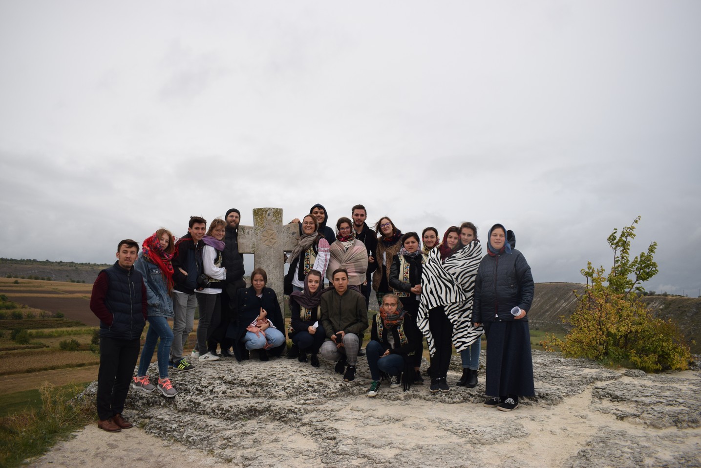 E de ajuns să fii tânăr pentru a fi fericit?