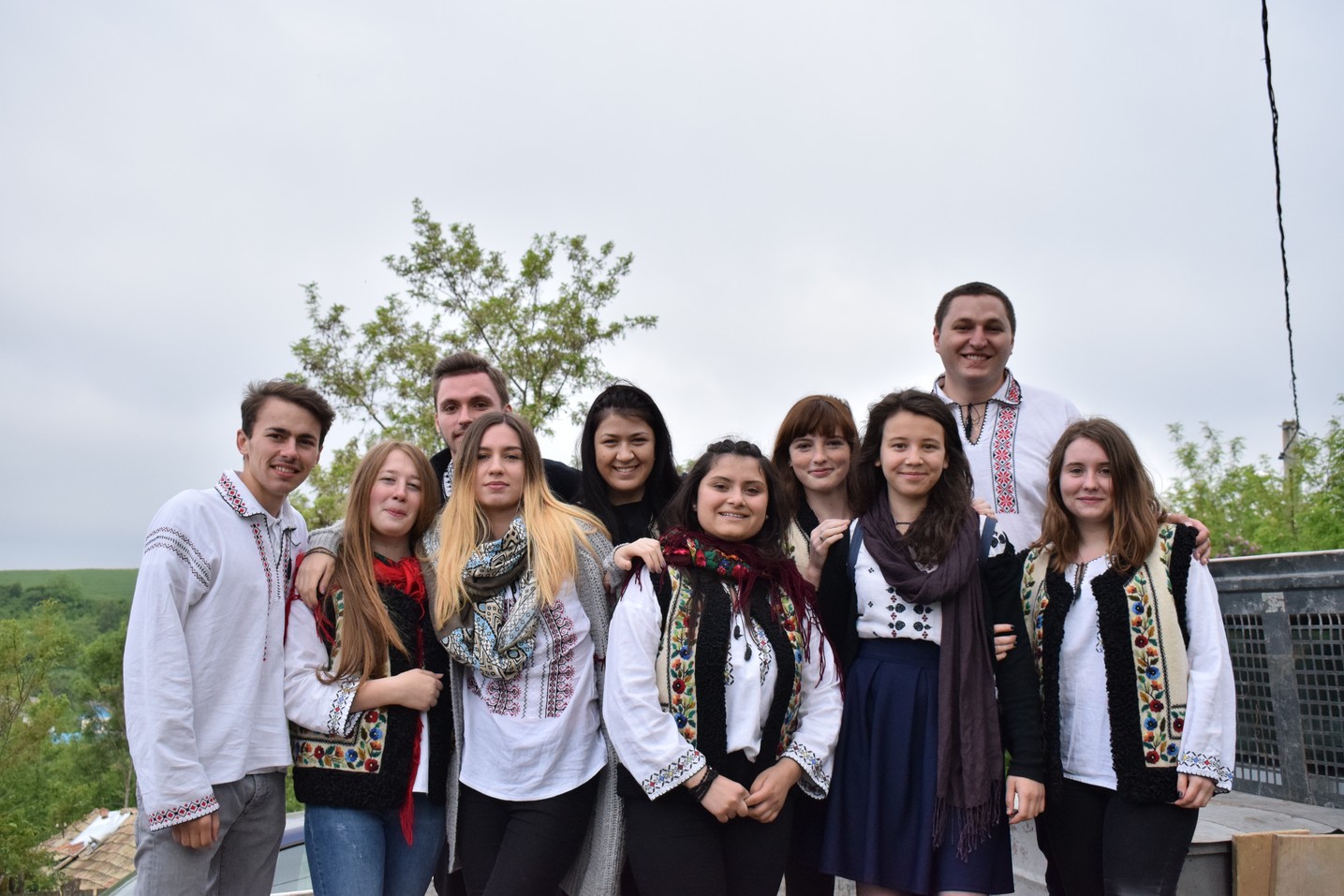 E de ajuns să fii tânăr pentru a fi fericit? E de ajuns să fii tânăr pentru a fi fericit?