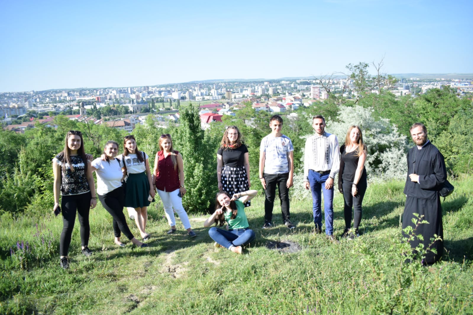 E de ajuns să fii tânăr pentru a fi fericit? E de ajuns să fii tânăr pentru a fi fericit?