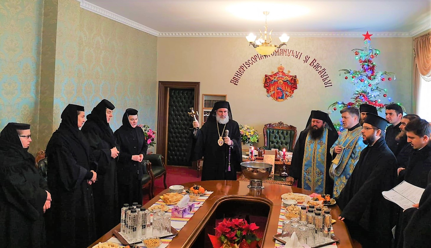 Ajunul Bobotezei la Catedrala Arhiepiscopală din Roman