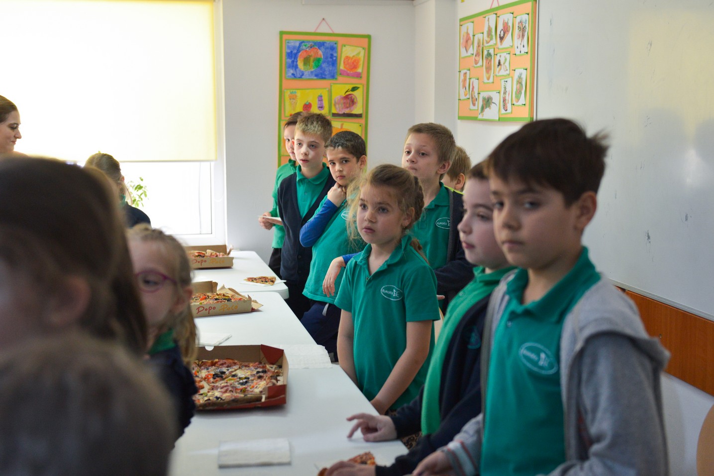 Finalizarea ediției a III-a a Campaniei „Bucurie în Familie - pizza pentru fapte bune” Finalizarea ediției a III-a a Campaniei „Bucurie în Familie - pizza pentru fapte bune”