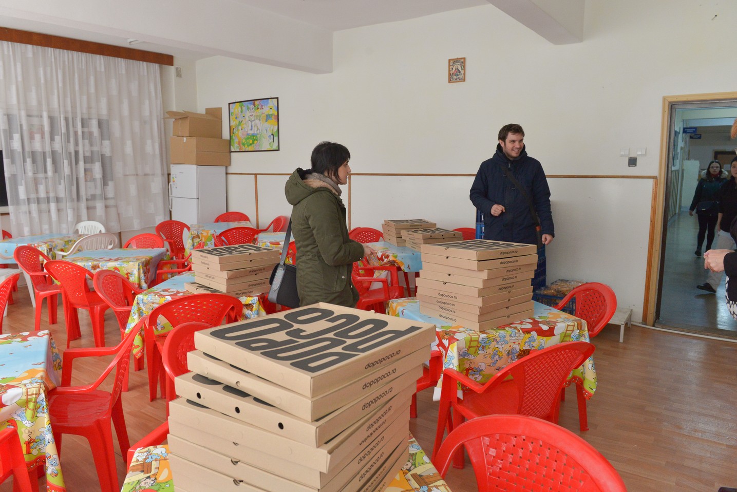Finalizarea ediției a III-a a Campaniei „Bucurie în Familie - pizza pentru fapte bune” Finalizarea ediției a III-a a Campaniei „Bucurie în Familie - pizza pentru fapte bune”