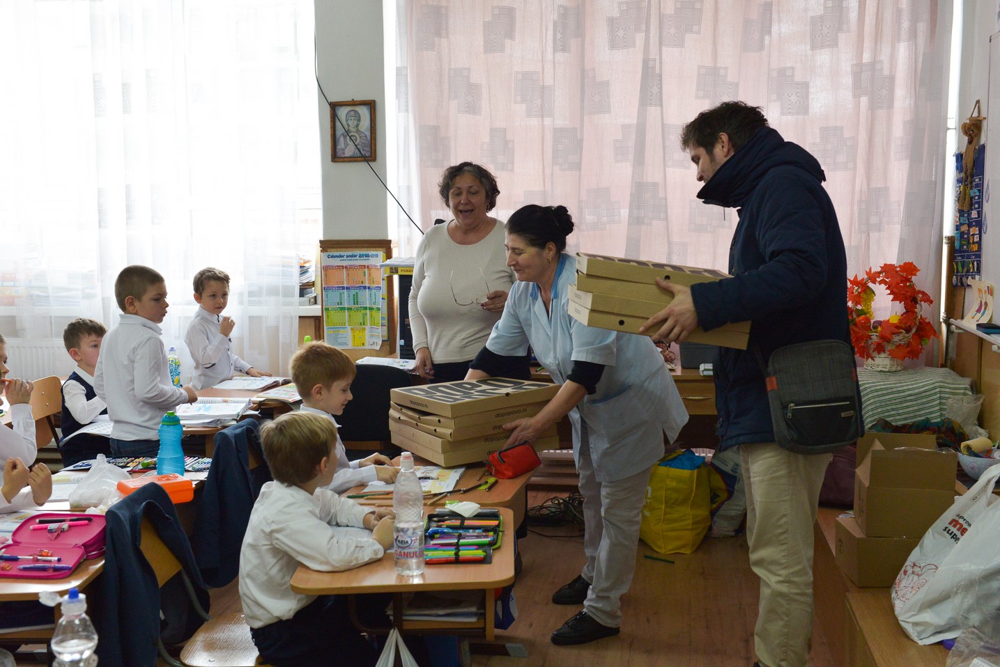 Finalizarea ediției a III-a a Campaniei „Bucurie în Familie - pizza pentru fapte bune”