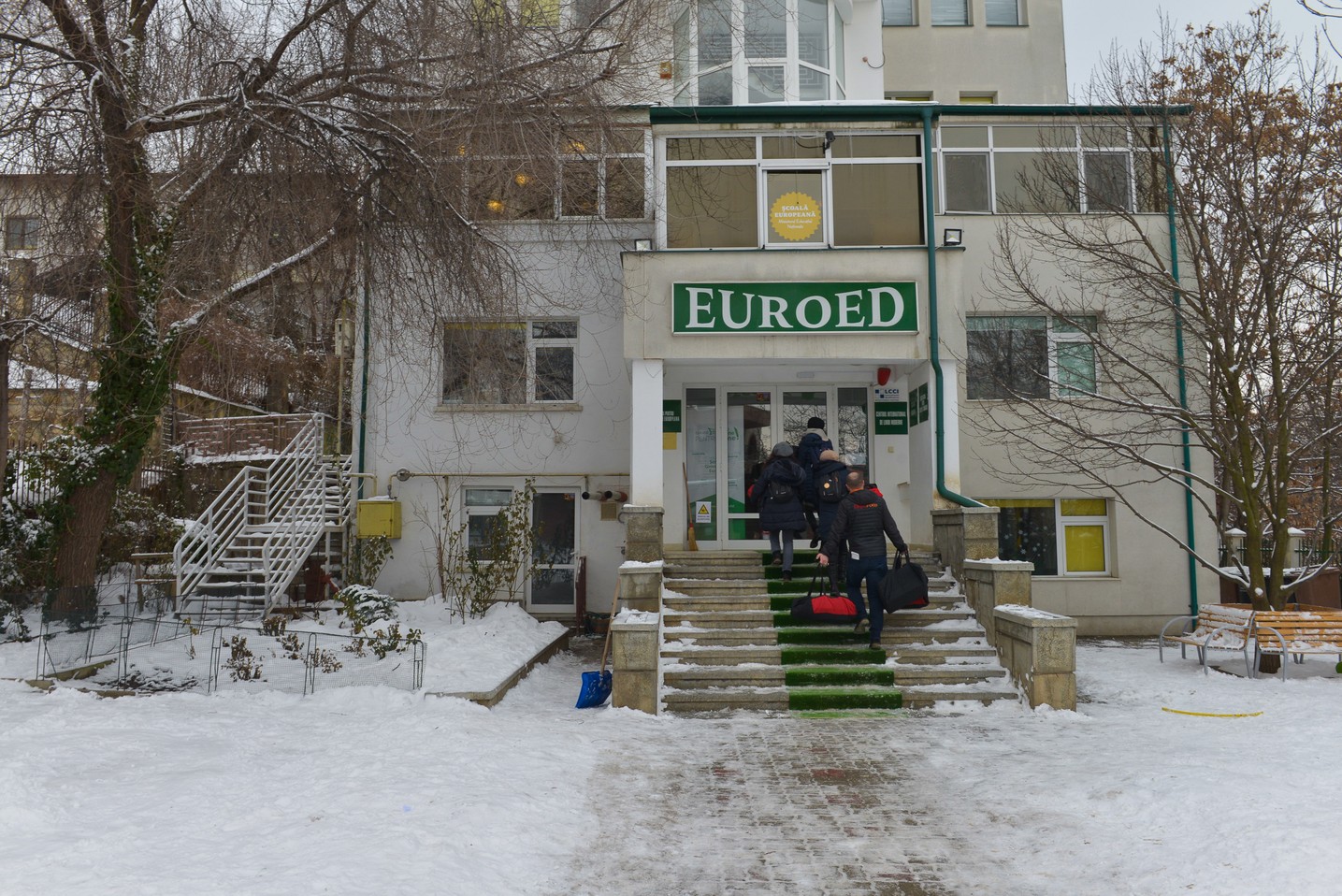 Finalizarea ediției a III-a a Campaniei „Bucurie în Familie - pizza pentru fapte bune” Finalizarea ediției a III-a a Campaniei „Bucurie în Familie - pizza pentru fapte bune”