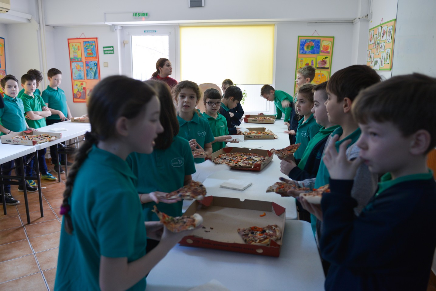 Finalizarea ediției a III-a a Campaniei „Bucurie în Familie - pizza pentru fapte bune” Finalizarea ediției a III-a a Campaniei „Bucurie în Familie - pizza pentru fapte bune”