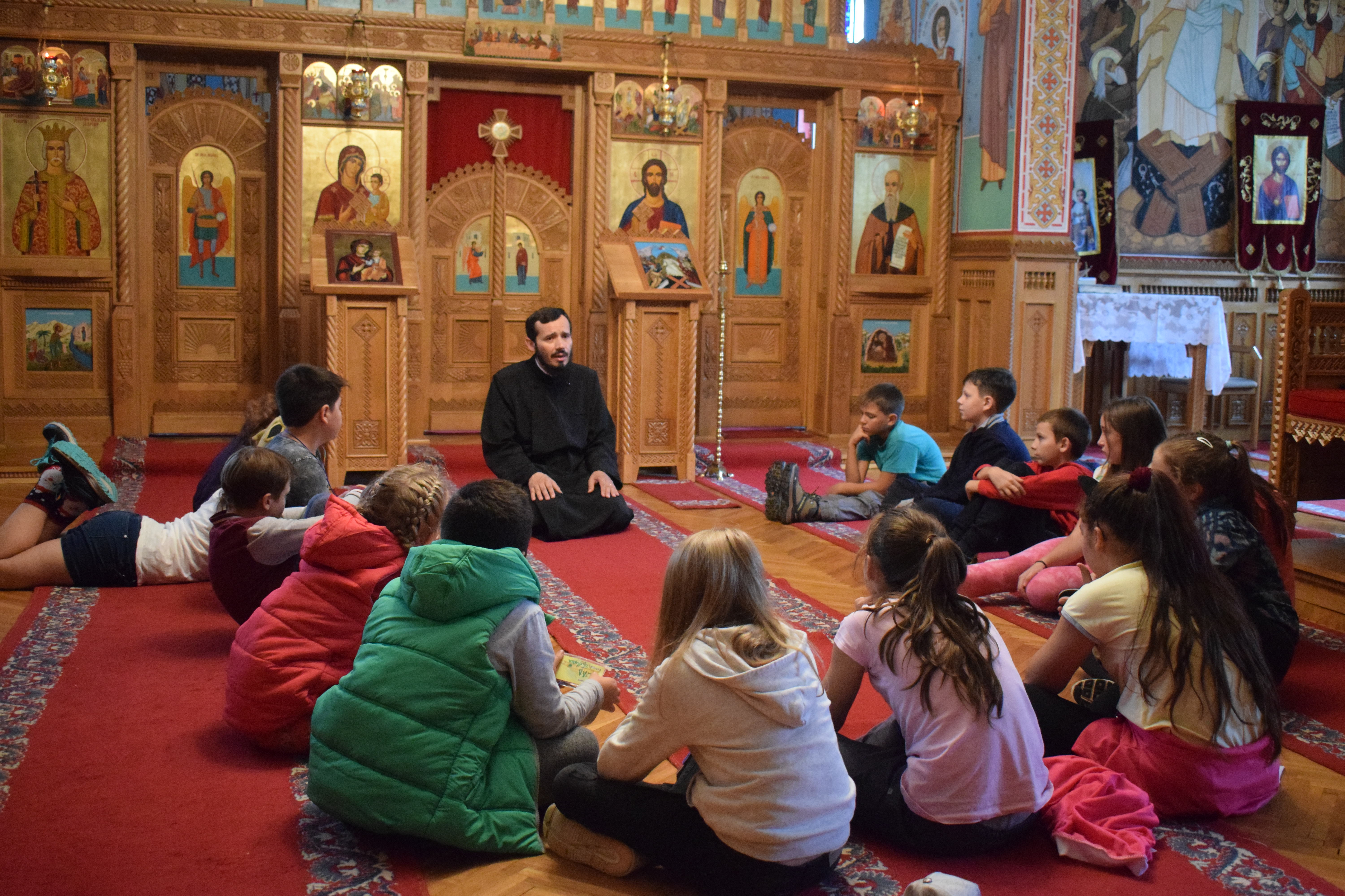 Nouă ani de tabără Floare de colţ la Durău