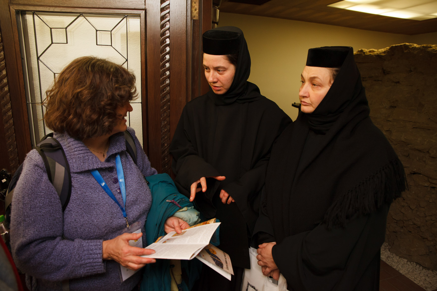 Comunicări ştiinţifice, vernisaj de icoane şi lansări de carte, în cadrul Conferinţei IOTA organizate la Iaşi