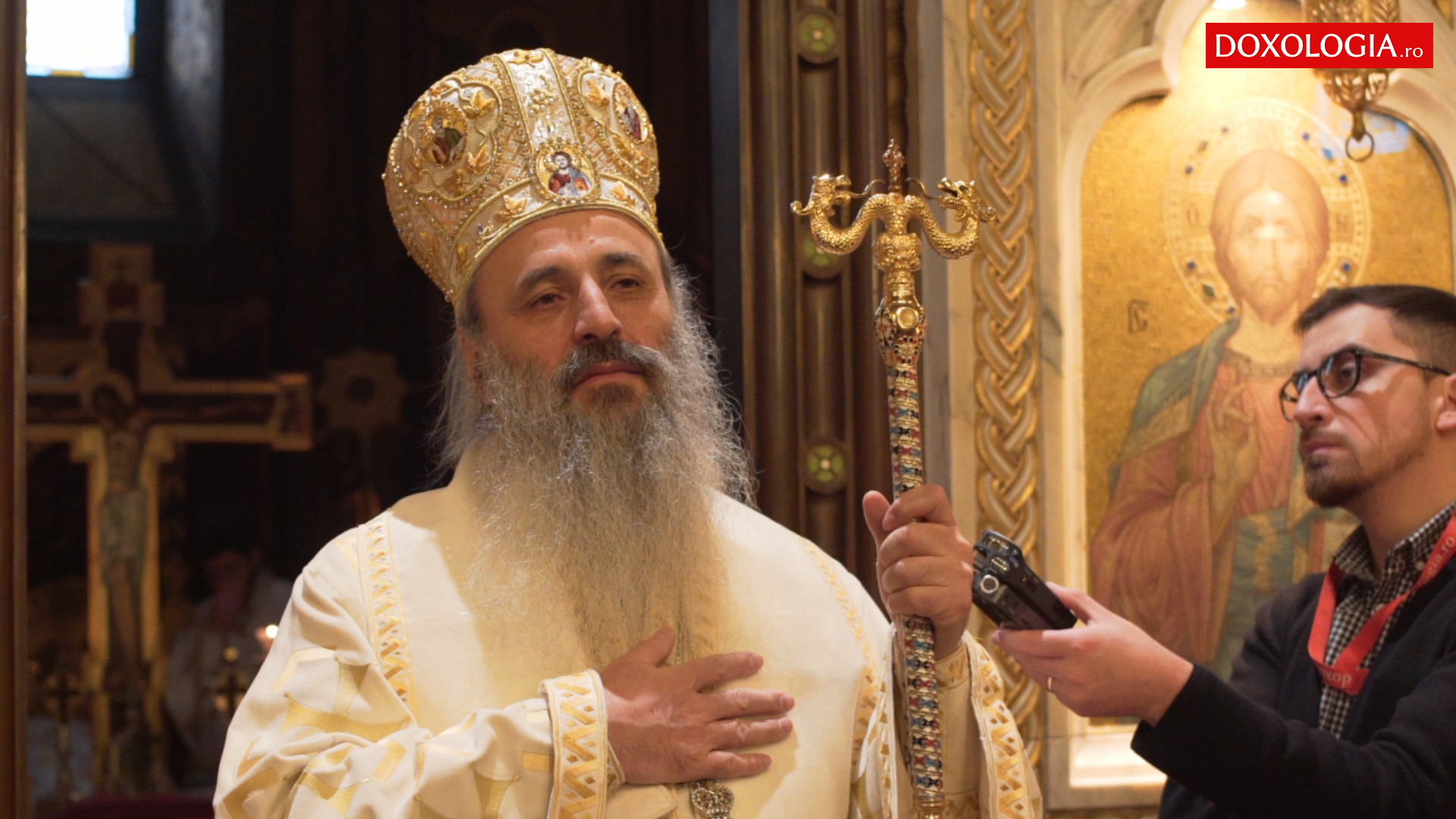 (Video) IPS Teofan: „Să luăm aminte la icoana viețuirii Sfinților Trei ierarhi și la cuvintele pe care ni le-au lăsat ca moștenire”