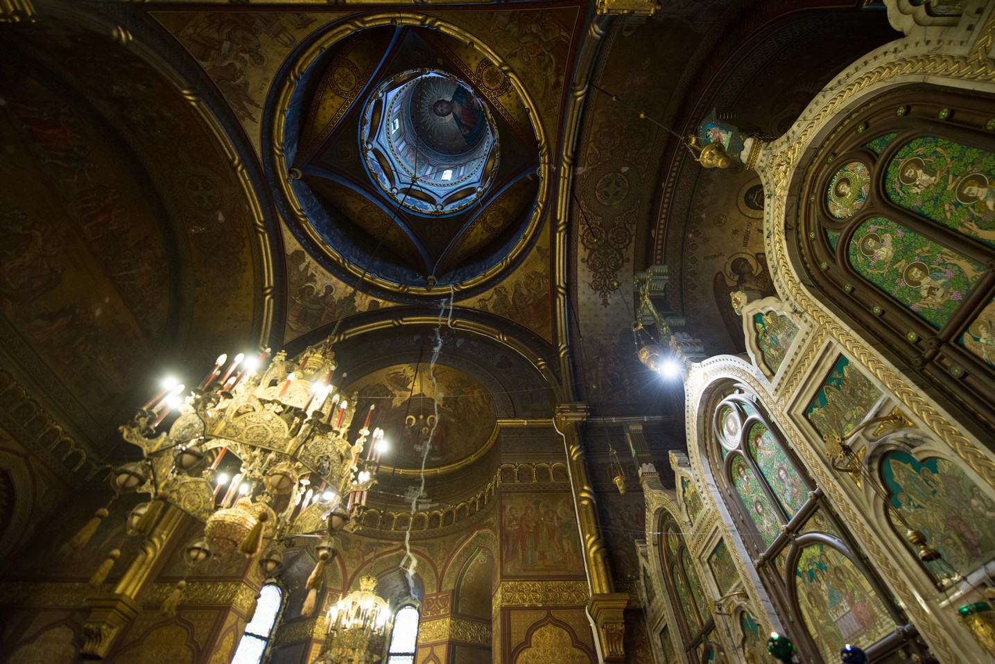 Hram la ctitoria lui Vasile Lupu din Iași: „Având în față chipurile Sfinților Trei Ierarhi, să luăm aminte la icoana viețuirii lor” Hram la ctitoria lui Vasile Lupu din Iași: „Având în față chipurile Sfinților Trei Ierarhi, să luăm aminte la icoana viețuirii lor”