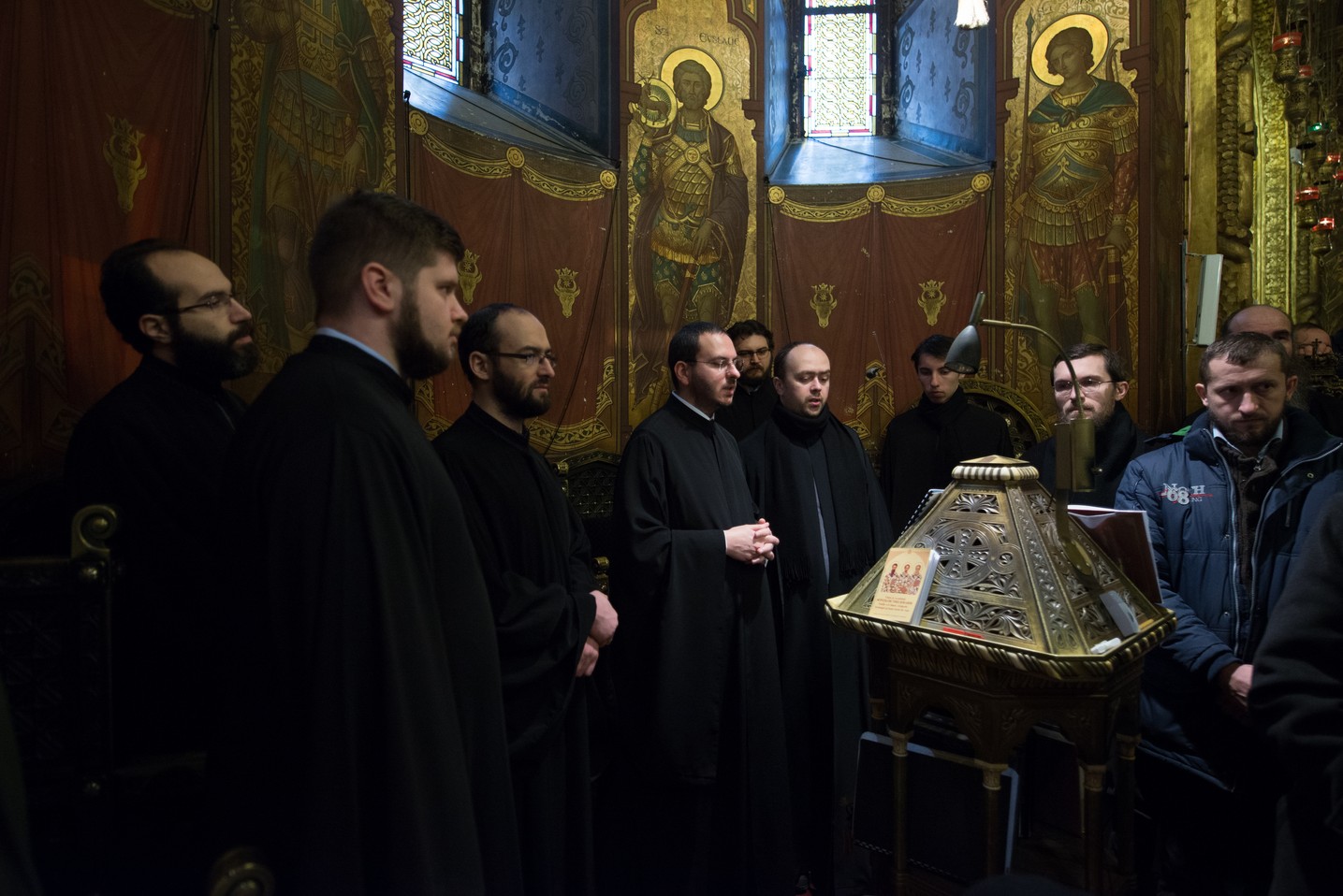 Hram la ctitoria lui Vasile Lupu din Iași: „Având în față chipurile Sfinților Trei Ierarhi, să luăm aminte la icoana viețuirii lor” Hram la ctitoria lui Vasile Lupu din Iași: „Având în față chipurile Sfinților Trei Ierarhi, să luăm aminte la icoana viețuirii lor”