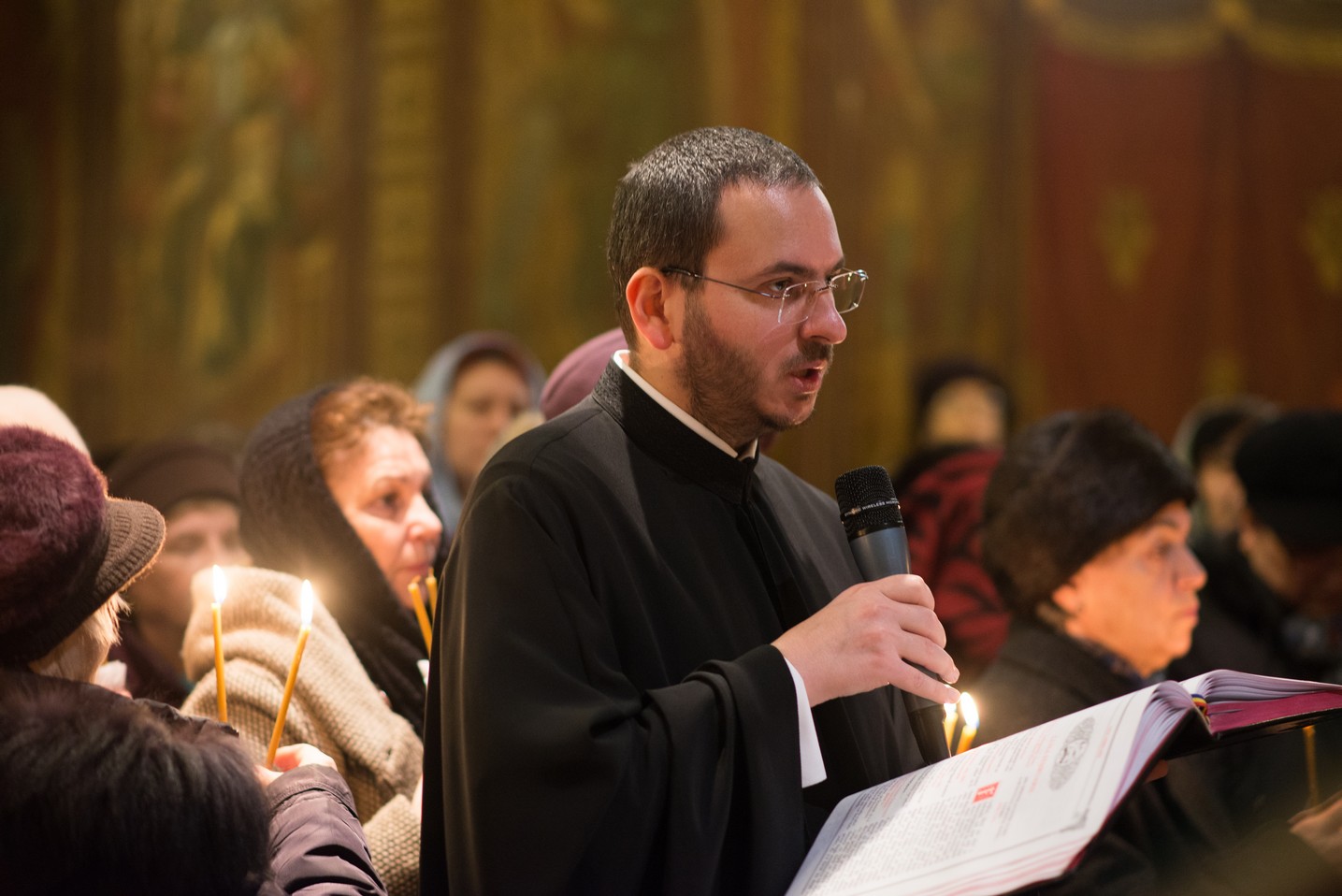 Hram la ctitoria lui Vasile Lupu din Iași: „Având în față chipurile Sfinților Trei Ierarhi, să luăm aminte la icoana viețuirii lor” Hram la ctitoria lui Vasile Lupu din Iași: „Având în față chipurile Sfinților Trei Ierarhi, să luăm aminte la icoana viețuirii lor”