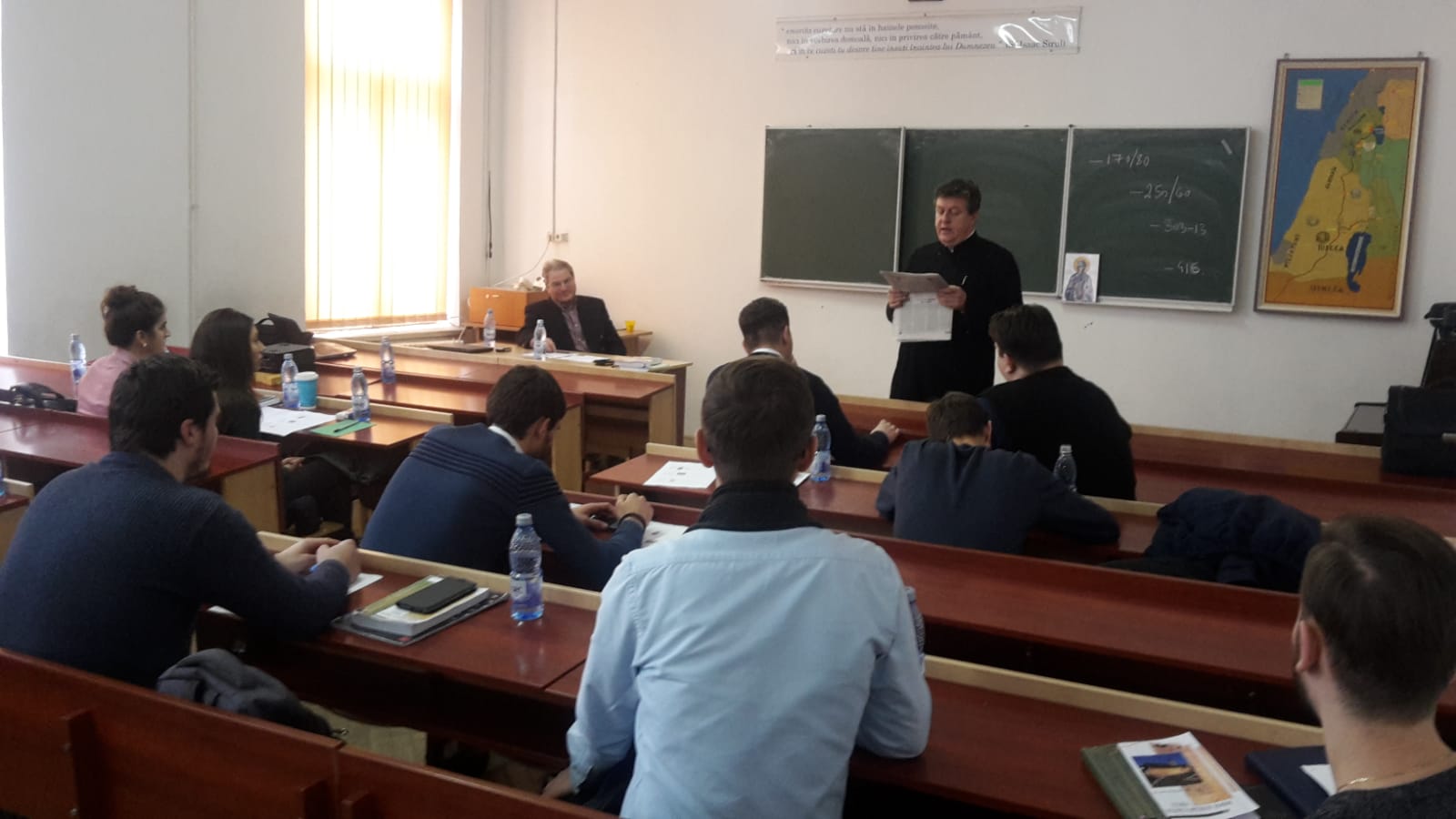 Întâlnire a studenţilor teologi ieşeni cu profesorul dr. Krastu Banev