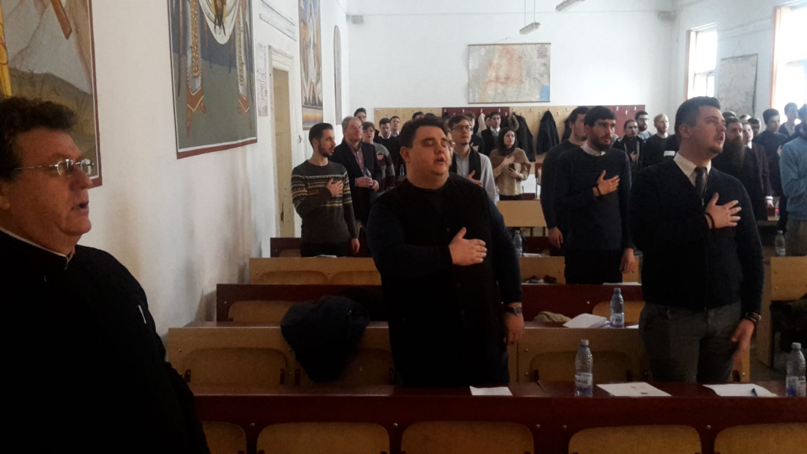 Întâlnire a studenţilor teologi ieşeni cu profesorul dr. Krastu Banev