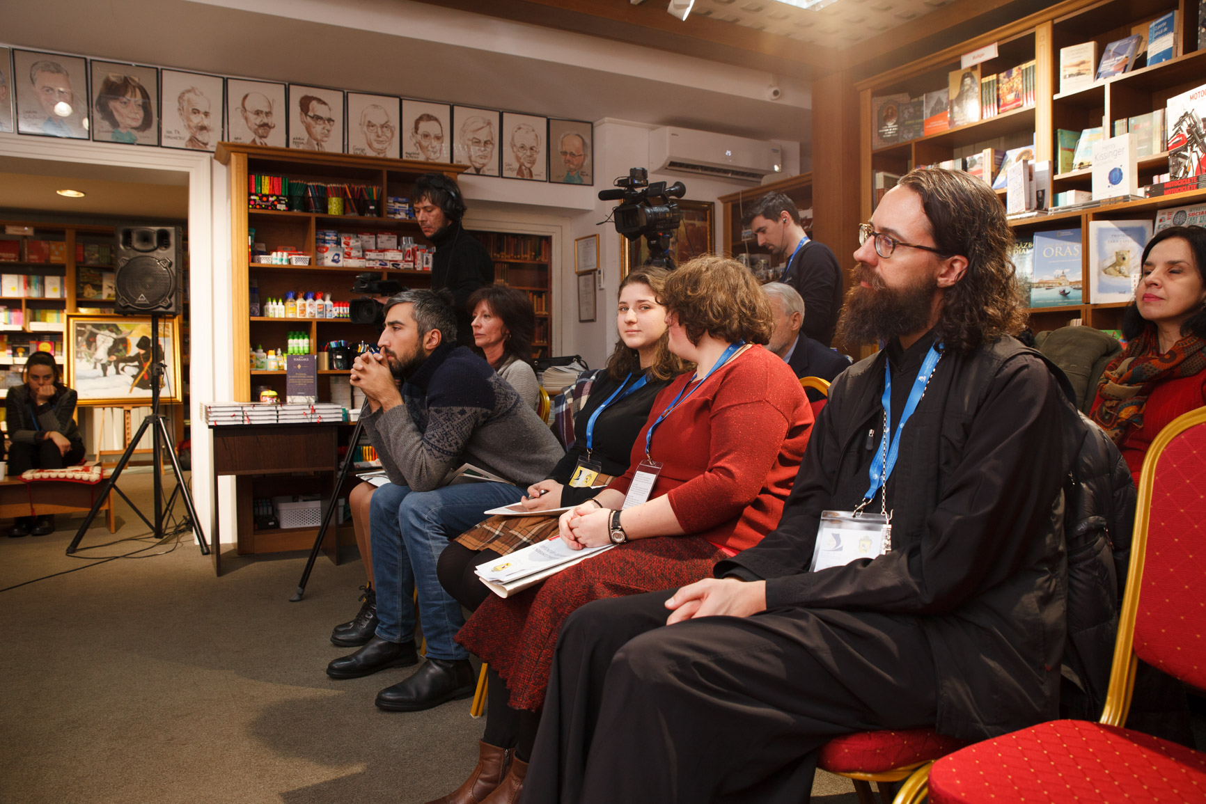 Comunicări ştiinţifice, vernisaj de icoane şi lansări de carte, în cadrul Conferinţei IOTA organizate la Iaşi