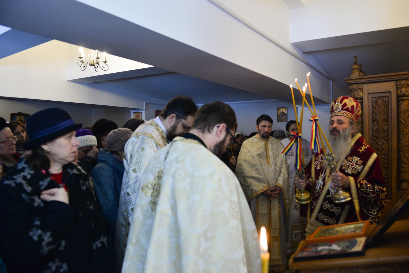 IPS Mitropolit Teofan, în Parohia Nicolina I: „Doamne, dă-mi putere să văd chipul frumos din fratele meu”