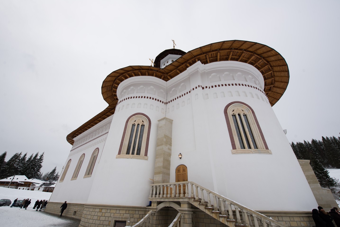 Sfântul Serafim de Sarov, sărbătorit la Mănăstirea Sihăstria Putnei: „Ce judeci la altul în aceea sigur vei cădea”