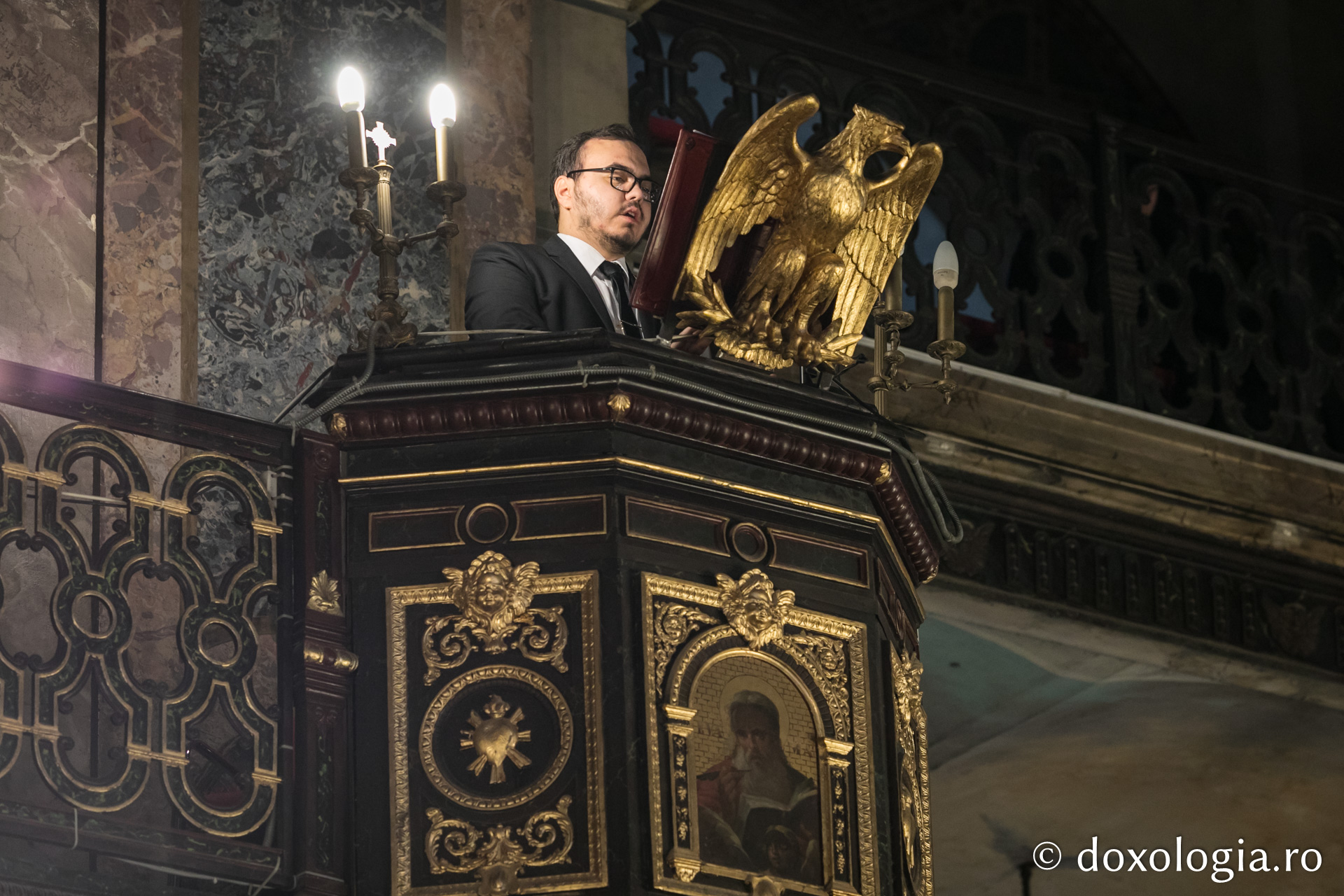 4 ierarhi prezenți la hramul Facultății de Teologie Ortodoxă „Dumitru Stăniloae” din Iași 4 ierarhi prezenți la hramul Facultății de Teologie Ortodoxă „Dumitru Stăniloae” din Iași