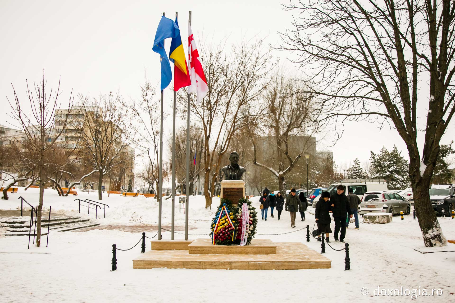 Foto: Pr. Silviu Cluci Poetul şi diplomatul georgian Bessarion Gabashvili, comemorat la Iaşi