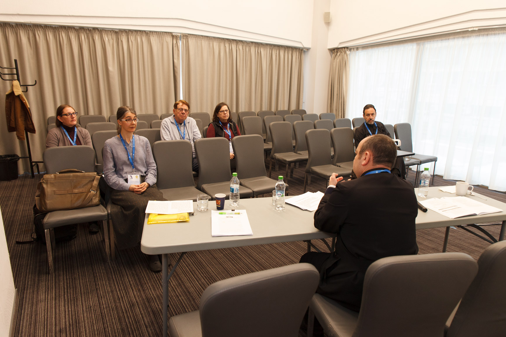 Sesiune de comunicări în cadrul Conferinței Internaţionale IOTA