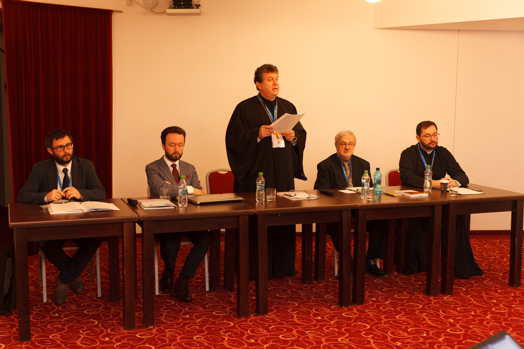 Sesiune de comunicări în cadrul Conferinței Internaţionale IOTA