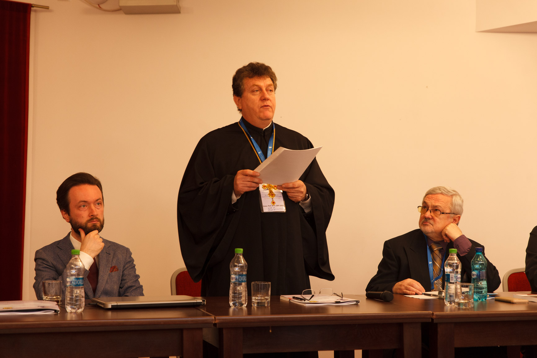 Sesiune de comunicări în cadrul Conferinței Internaţionale IOTA