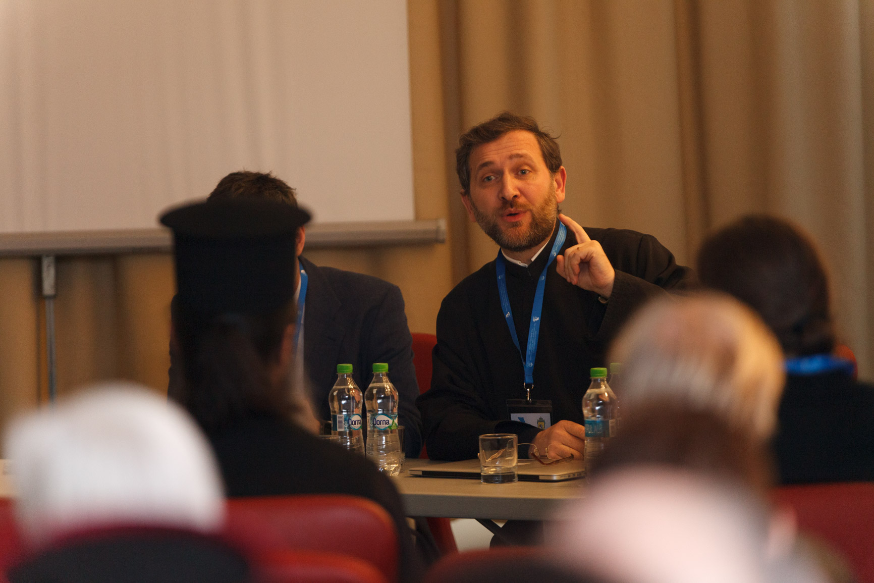 Sesiune de comunicări în cadrul Conferinței Internaţionale IOTA