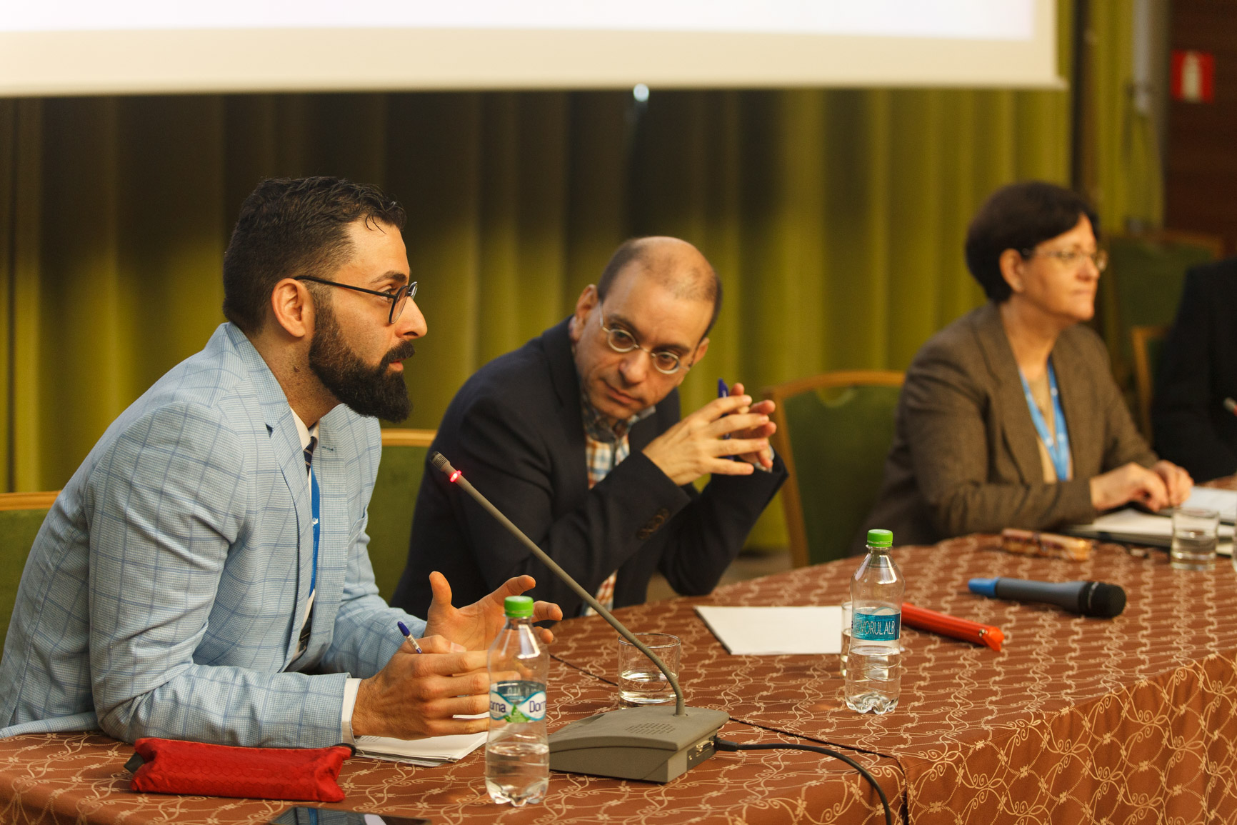 Sesiune de comunicări în cadrul Conferinței Internaţionale IOTA