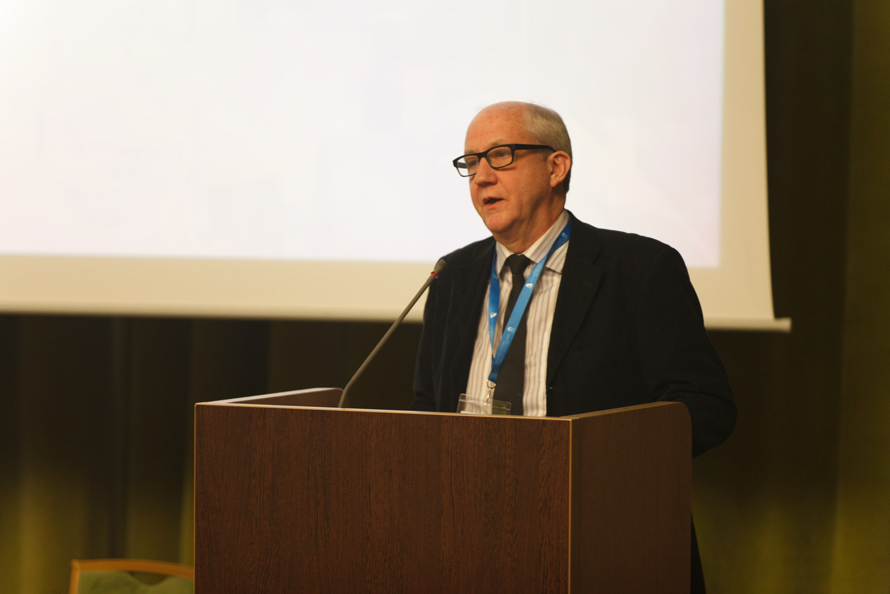 Sesiune de comunicări în cadrul Conferinței Internaţionale IOTA