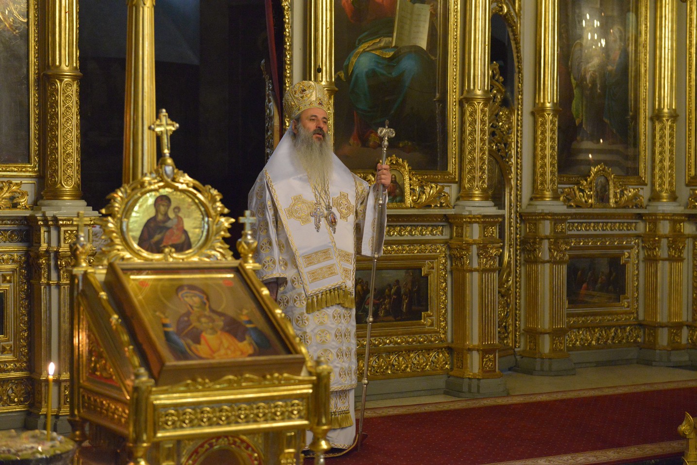 „Un an bineplăcut Domnului trebuie să fie întărit şi înrădăcinat pe taina cea mare a smereniei”