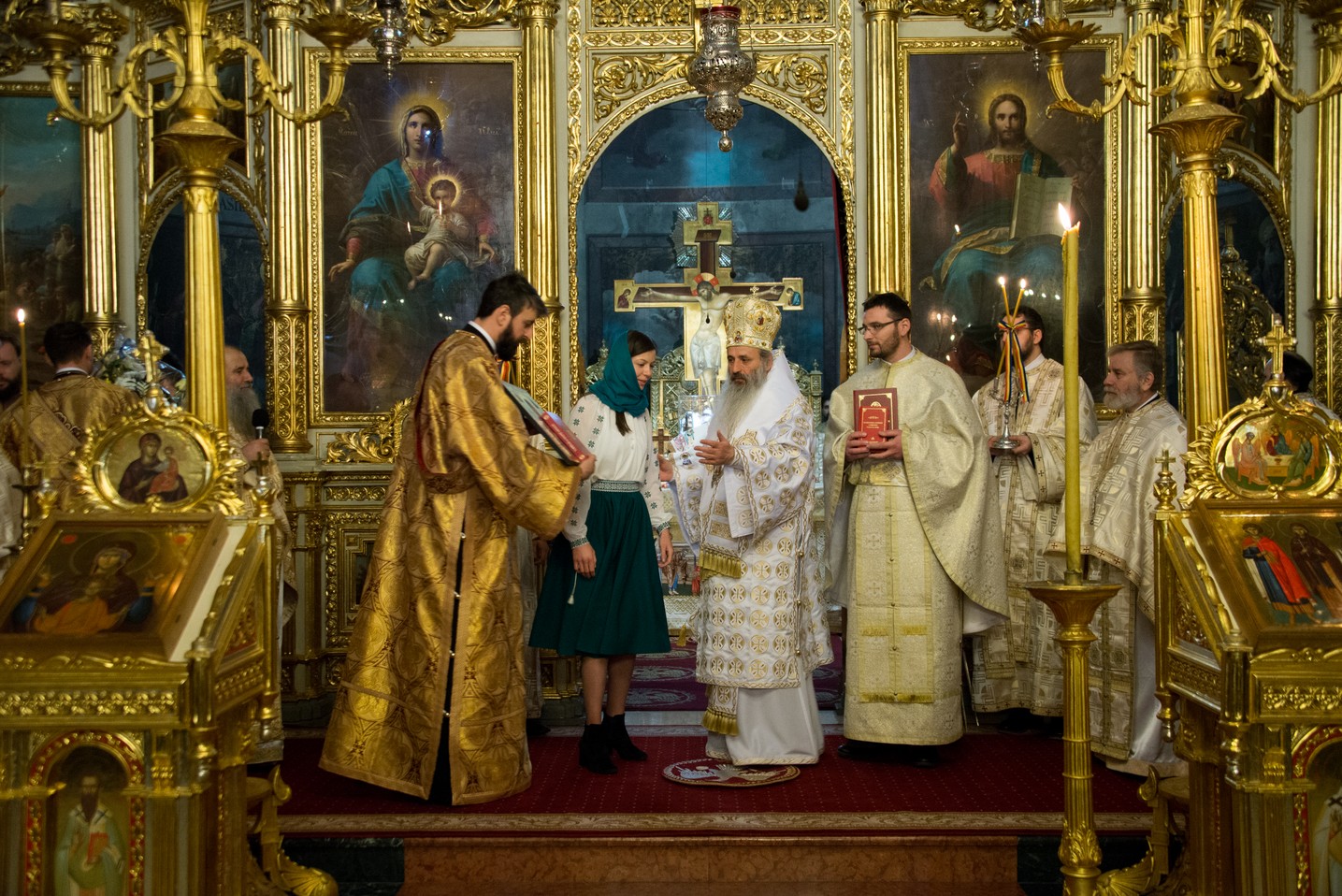 Liturghie arhierească în cinstea Mitropolitului Iosif „cel sfânt şi milostiv”