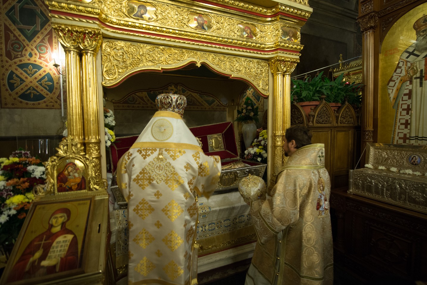 Liturghie arhierească în cinstea Mitropolitului Iosif „cel sfânt şi milostiv”