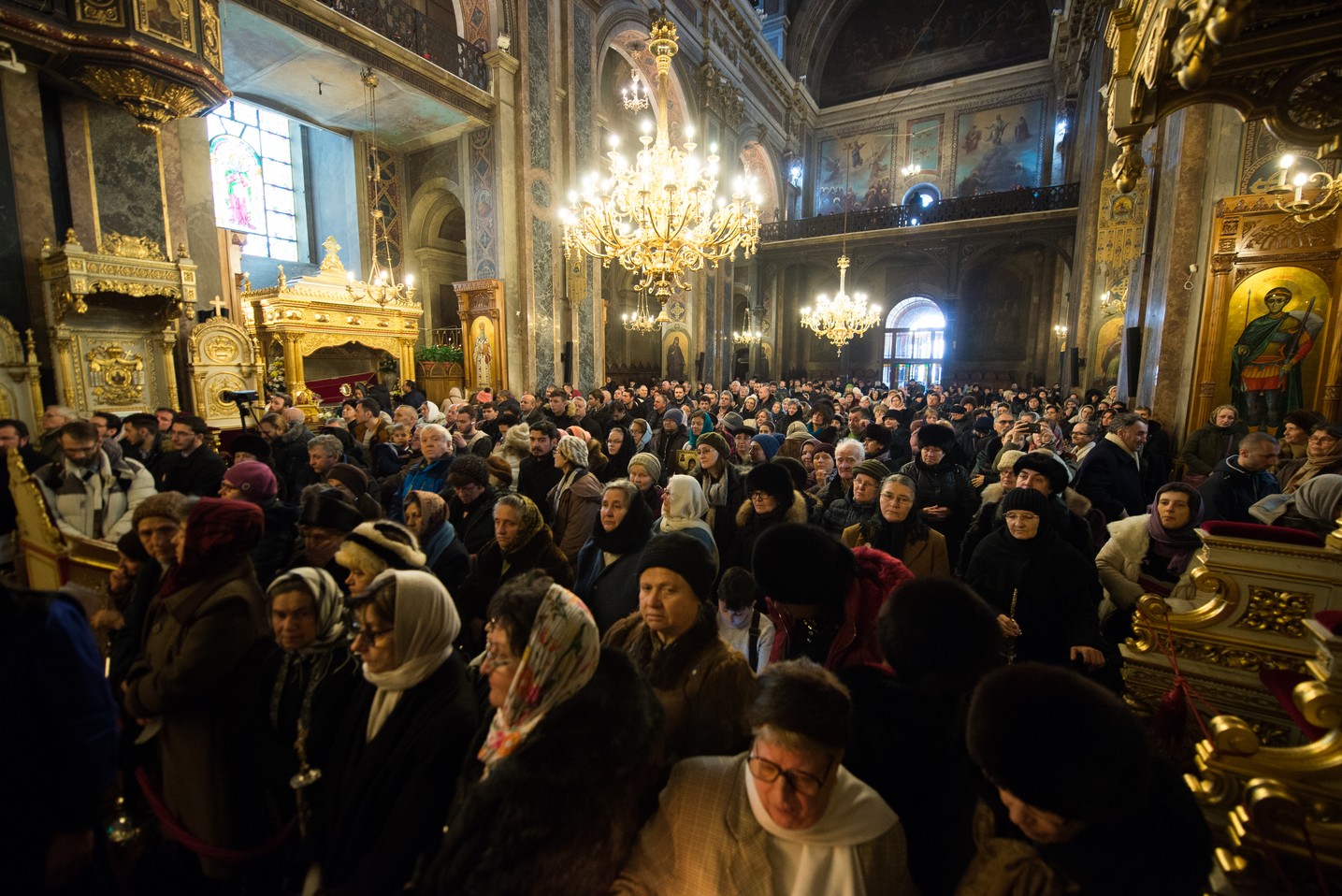Liturghie arhierească în cinstea Mitropolitului Iosif „cel sfânt şi milostiv”